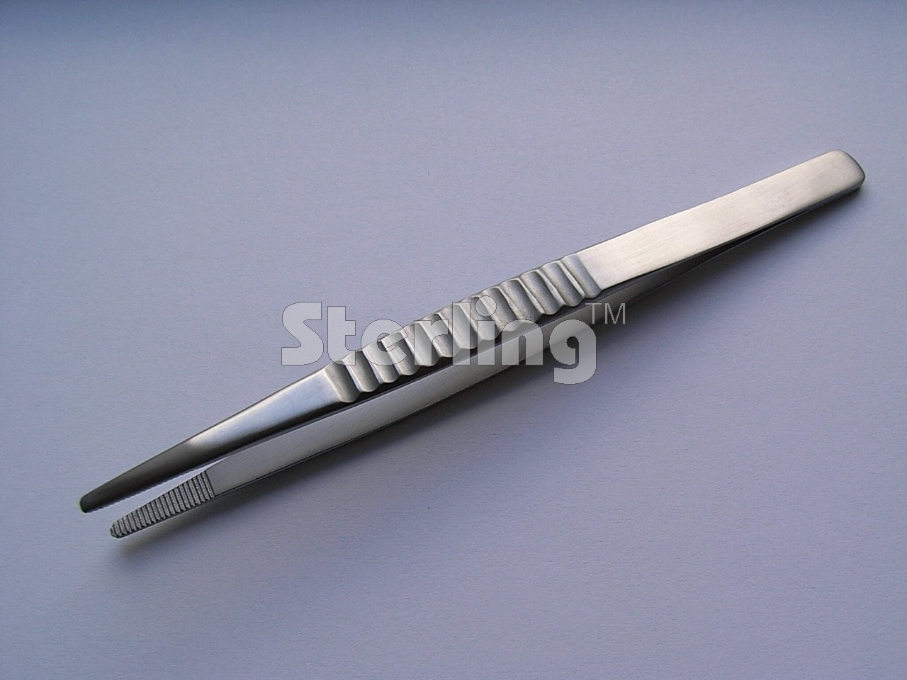 STANDARD DISSECTING FORCEPS NON TOOTHED